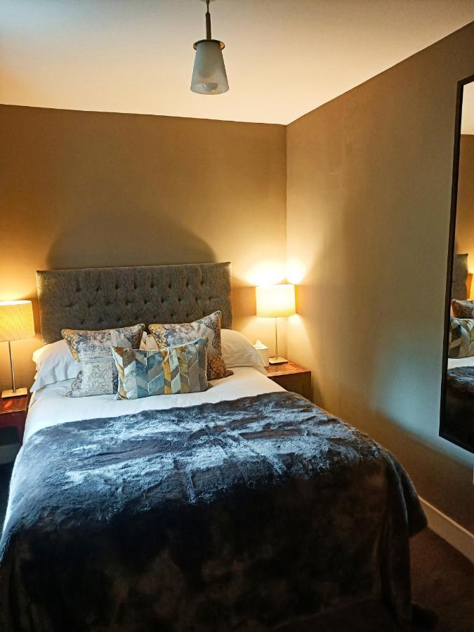 Six Brunton Place Guest House 에든버러 외부 사진