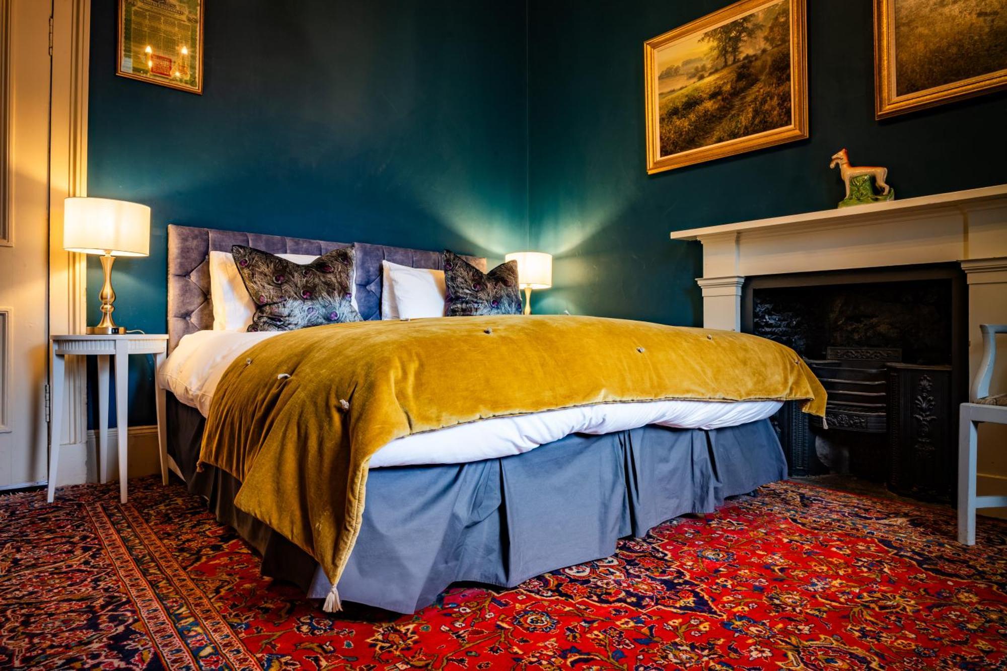 Six Brunton Place Guest House 에든버러 외부 사진