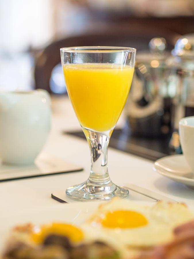 Six Brunton Place Guest House 에든버러 외부 사진